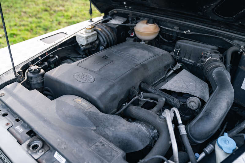 Used Land Rover Defender 90 for sale - 77538699: Photo 3