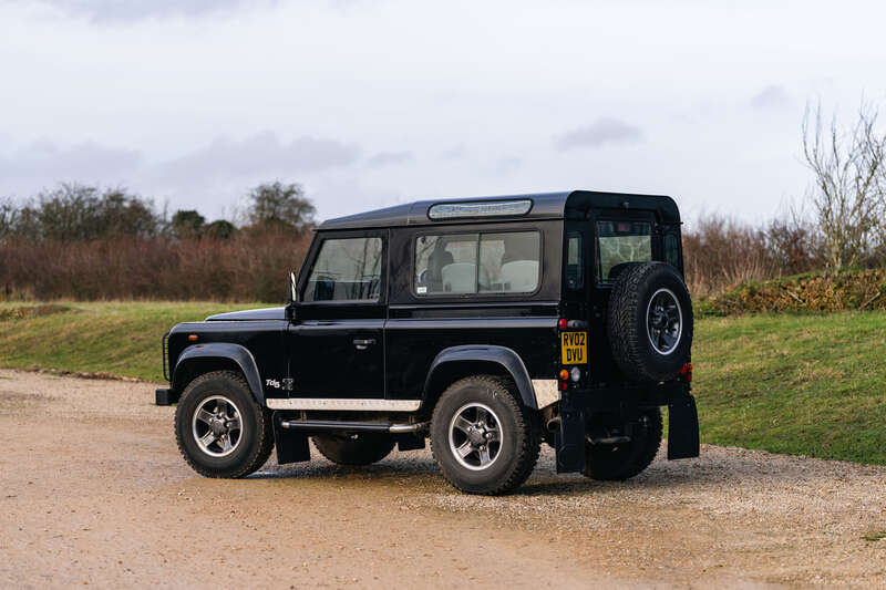 Used Land Rover Defender 90 for sale - 77538699: Photo 7