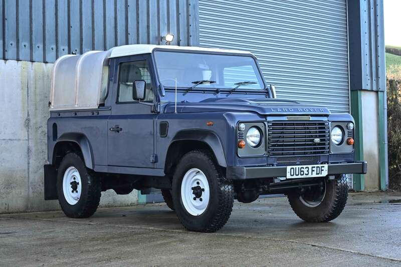 Used Land Rover Defender 90 for sale - 76997914: Photo 11