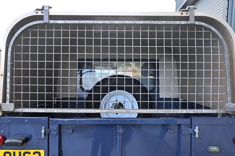 Used Land Rover Defender 90 for sale - 76997914: Photo 23