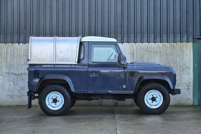 Used Land Rover Defender 90 for sale - 76997914: Photo 5