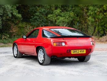 Used Porsche 928 1986 for sale - 75402934: Photo