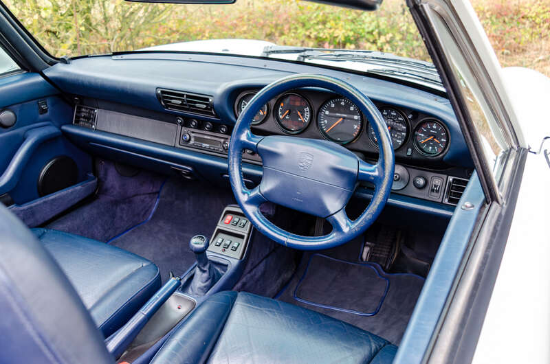 Used Porsche 911 for sale - 76350327: Photo 2