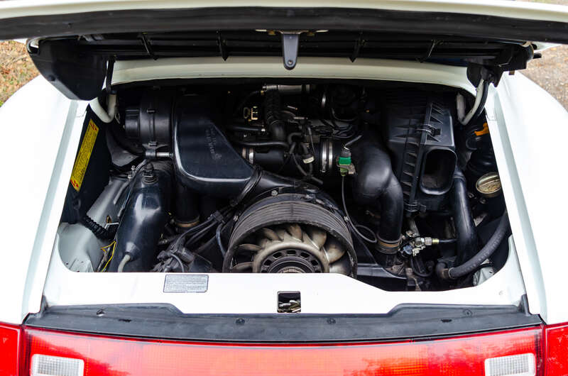 Used Porsche 911 for sale - 76350327: Photo 3