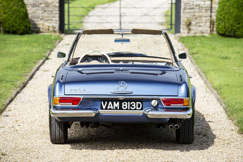 Used Mercedes-Benz 230 SL 2018 for sale - 76350348: Photo 7