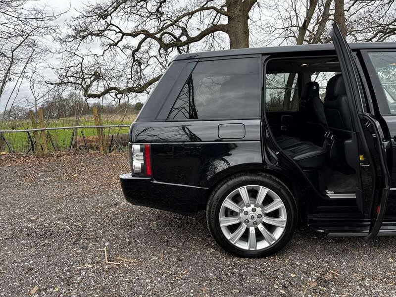 Used Land Rover Range Rover 2026 for sale - 77613130: Photo 10