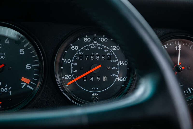 Used Porsche 911 for sale - 77306402: Photo 8