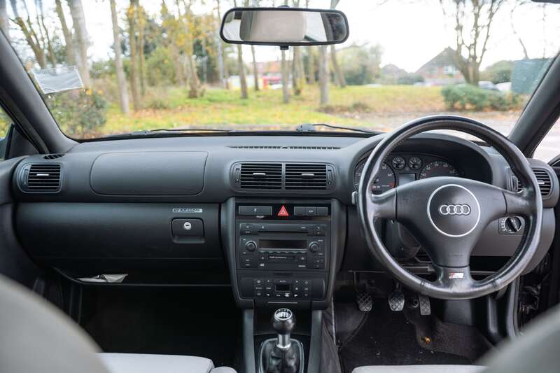 Used Audi A3 2002 for sale - 76856056: Photo 2