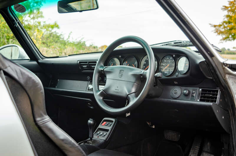 Used Porsche 911 for sale - 76350336: Photo 2