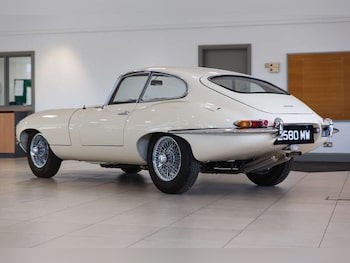 Used Jaguar E-Type 1962 for sale - 76175957: Photo