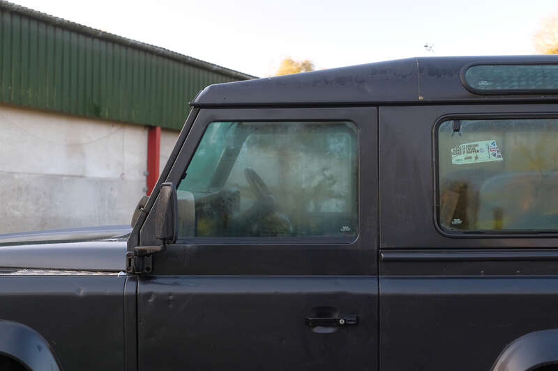 Used Land Rover Defender 1999 for sale - 76850564: Photo 11