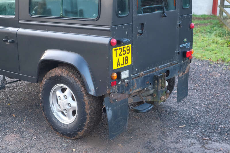 Used Land Rover Defender 1999 for sale - 76850564: Photo 15