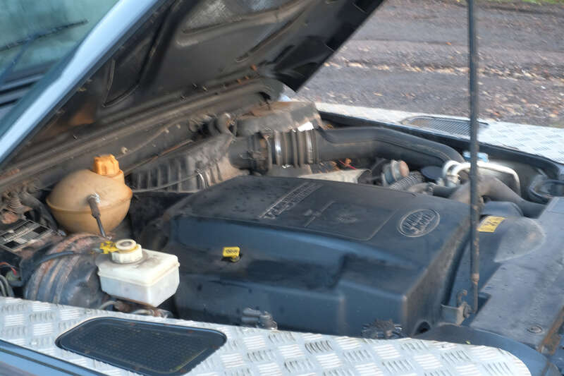 Used Land Rover Defender 1999 for sale - 76850564: Photo 3