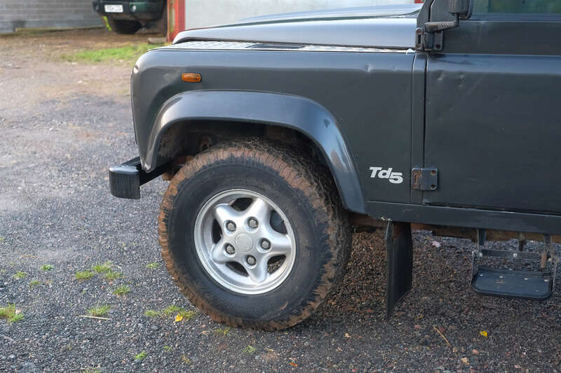 Used Land Rover Defender 1999 for sale - 76850564: Photo 9