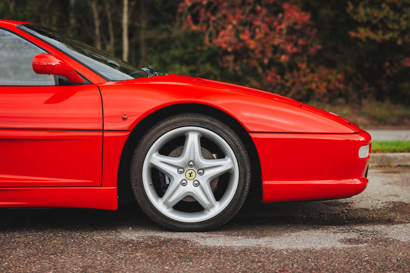 Used Ferrari 355 F1 1998 for sale - 76307954: Photo 17