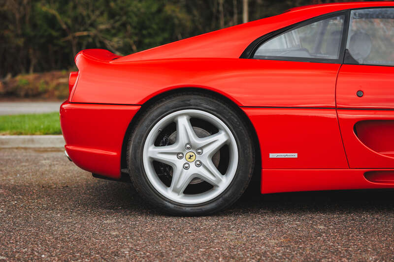 Used Ferrari 355 F1 1998 for sale - 76307954: Photo 19