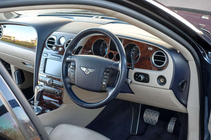 Used Bentley Continental 2005 for sale - 77538696: Photo 2