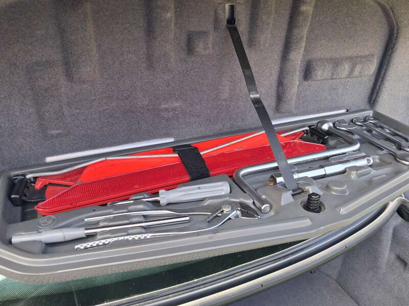 Used BMW 8 Series 2002 for sale - 78073555: Photo 23