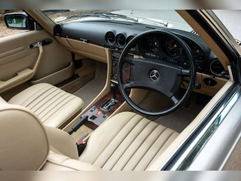 Used Mercedes-Benz 300 1989 for sale - 75416179: Photo