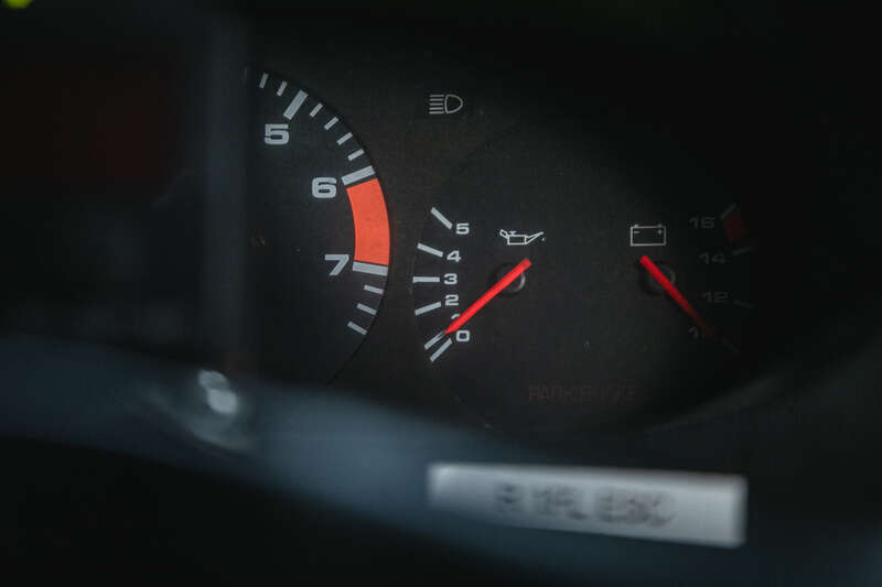 Used Porsche 928 for sale - 77306405: Photo 9