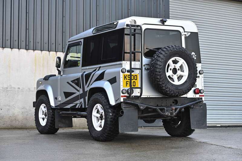Used Land Rover Defender 90 for sale - 76997913: Photo 17