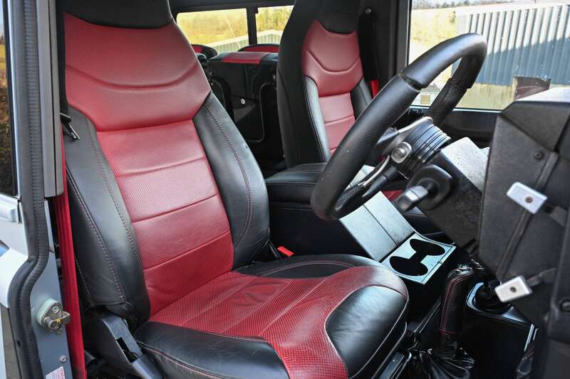 Used Land Rover Defender 90 for sale - 76997913: Photo 3