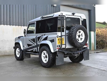 Used Land Rover Defender 90 2006 for sale - 76997913: Photo