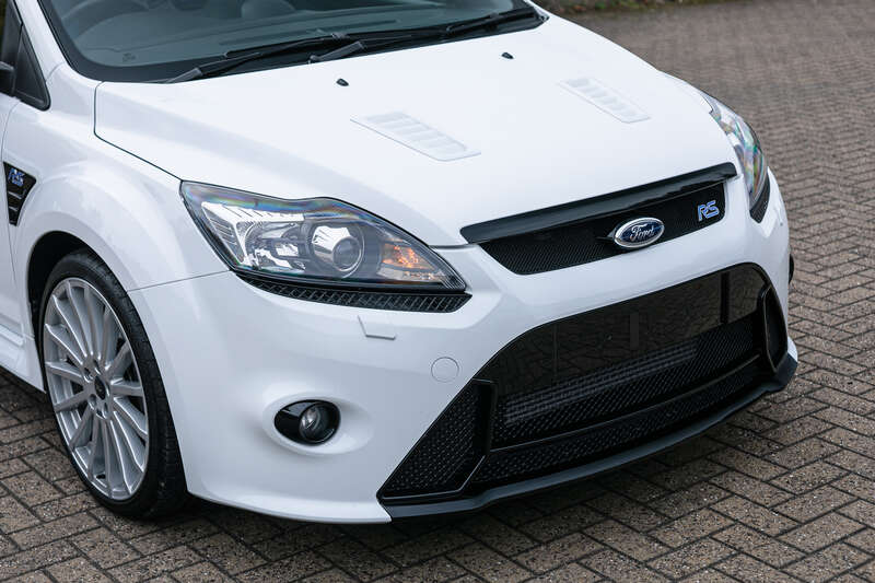 Used Ford Focus 2010 for sale - 76350326: Photo 8