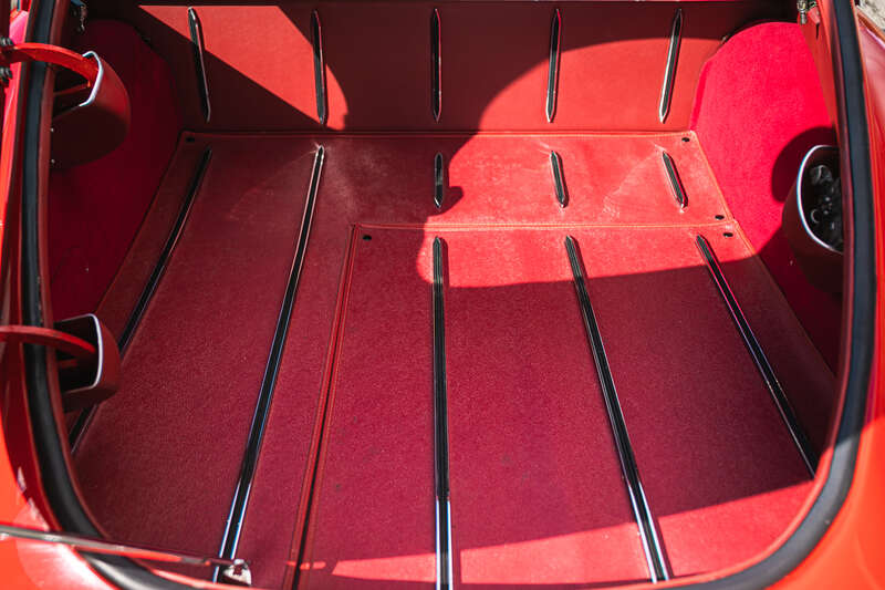Used Jaguar E-Type 1984 for sale - 76338249: Photo 23