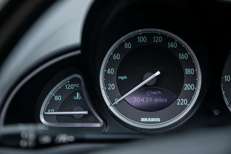 Used Mercedes-Benz SL 2004 for sale - 76315581: Photo 10