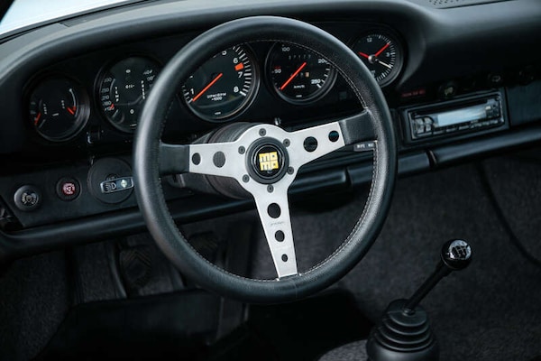 Used Porsche 911 2023 for sale - 76123490: Photo 24