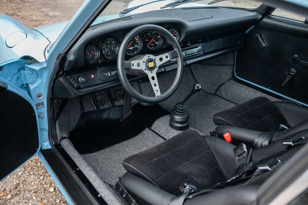 Used Porsche 911 2023 for sale - 76123490: Photo 2