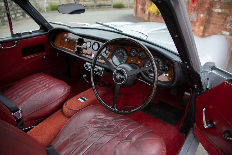 Used AC Greyhound 1962 for sale - 76350317: Photo 2