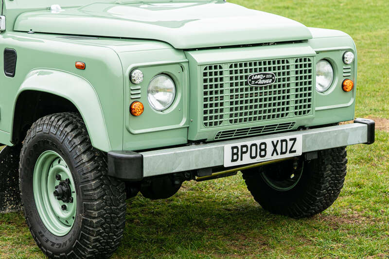Used Land Rover Defender 2008 for sale - 78087569: Photo 8