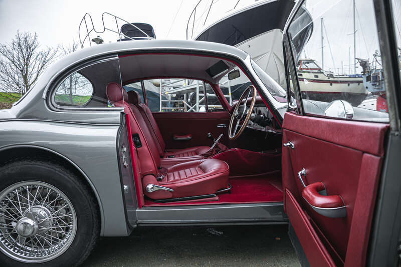 Used Jaguar XK for sale - 77242874: Photo 11