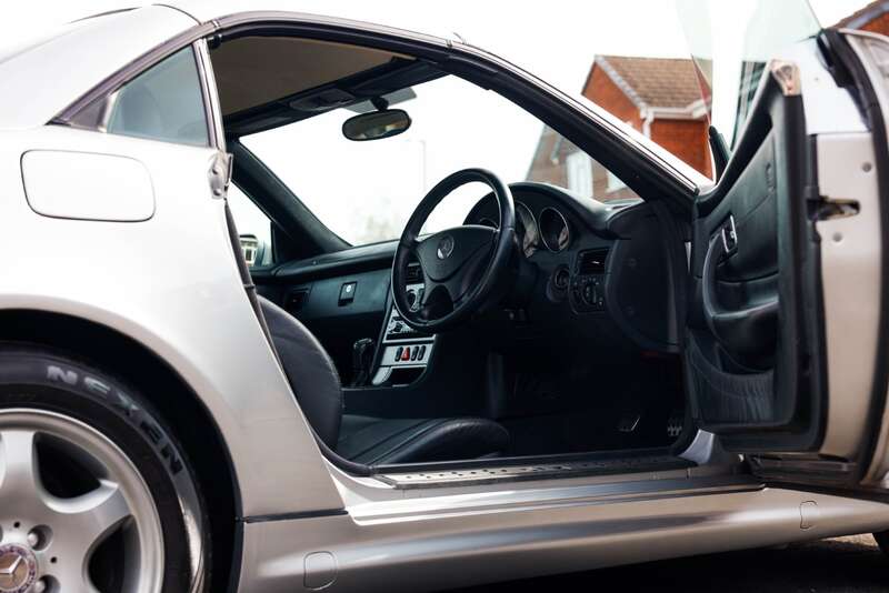 Used Mercedes-Benz SLK 2000 for sale - 78205931: Photo 11