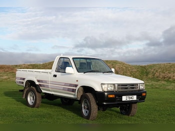 Used Toyota Hilux 2025 for sale - 76743649: Photo