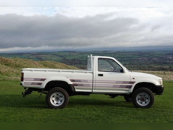 Used Toyota Hilux 2025 for sale - 76743649: Photo