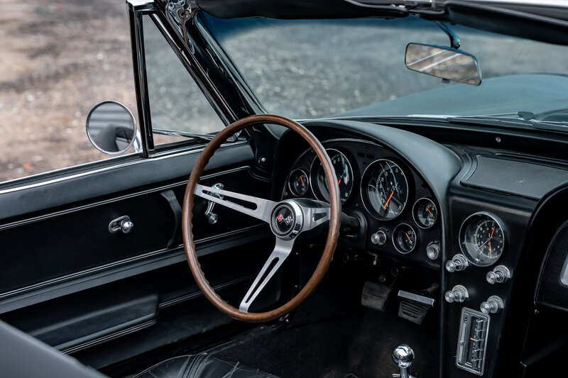 Used Chevrolet Corvette Stingray 2014 for sale - 77371770: Photo 2