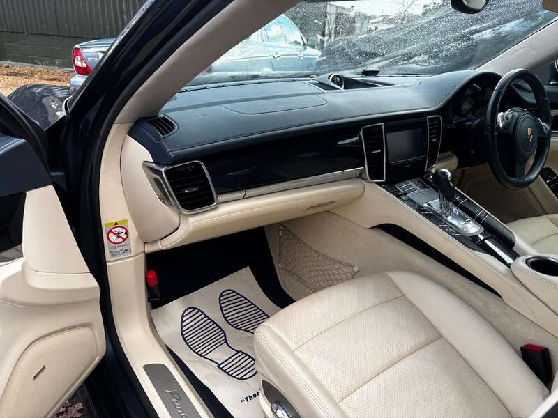 Used Porsche Panamera 2025 for sale - 77292112: Photo 9