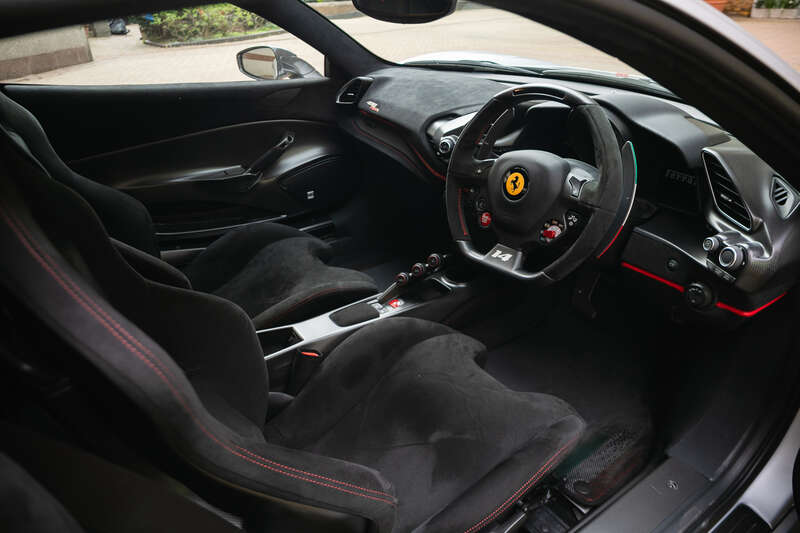 Used Ferrari 488 2020 for sale - 78128698: Photo 2