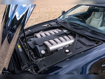 Used Aston Martin DB7 2001 for sale - 79889531: Photo