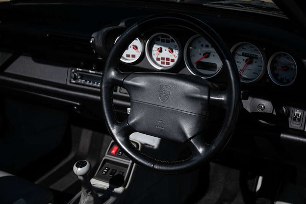 Used Porsche 911 2025 for sale - 76095546: Photo 15
