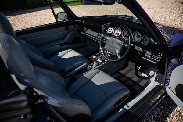 Used Porsche 911 2025 for sale - 76095546: Photo 2