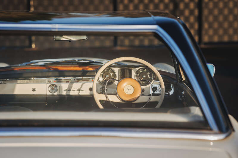 Used Mercedes-Benz 230 SL 1964 for sale - 77292111: Photo 18