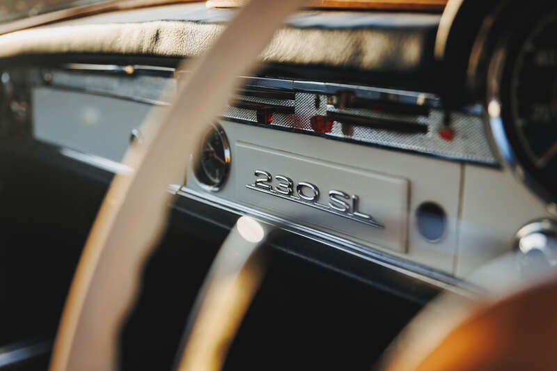 Used Mercedes-Benz 230 SL 1964 for sale - 77292111: Photo 24