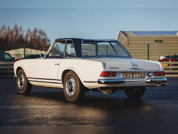 Used Mercedes-Benz 230 SL 1964 for sale - 77292111: Photo
