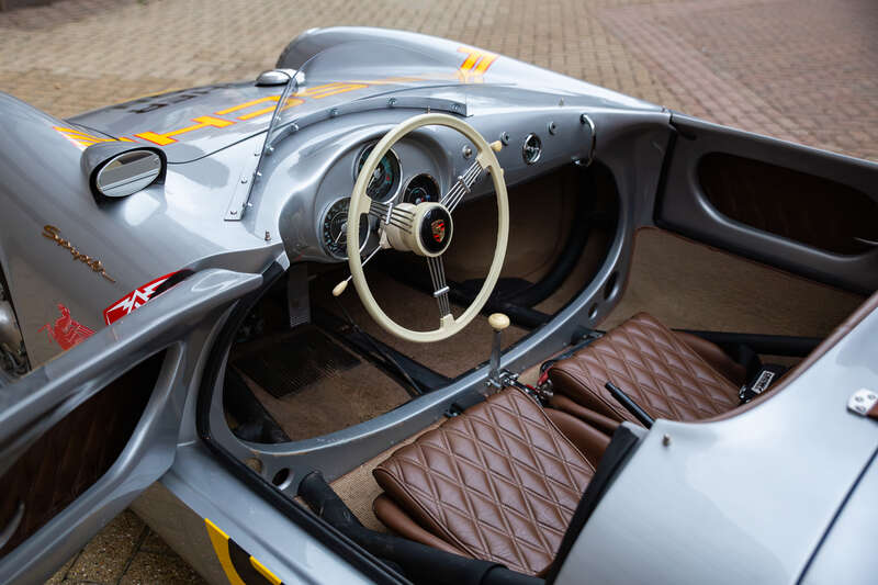 Used Porsche 550 2024 for sale - 76327635: Photo 2