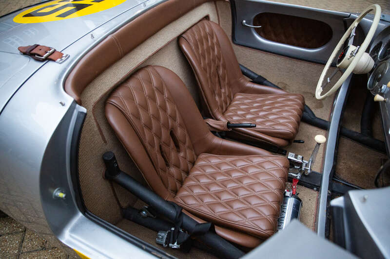 Used Porsche 550 2024 for sale - 76327635: Photo 20