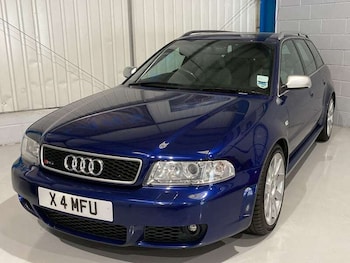 Audi - RS4